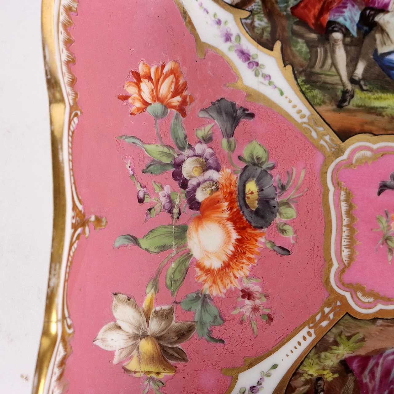 Hand painted KPM porcelain bowl with floral motifs, 19th century 6