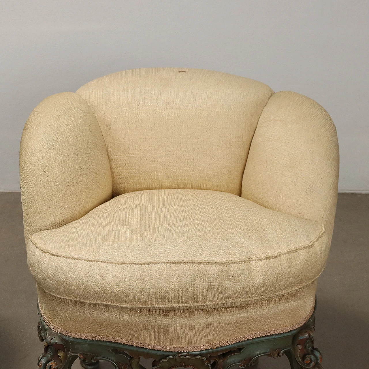 3 Laquered wood armchairs with wavy legs and rocaille motifs 5
