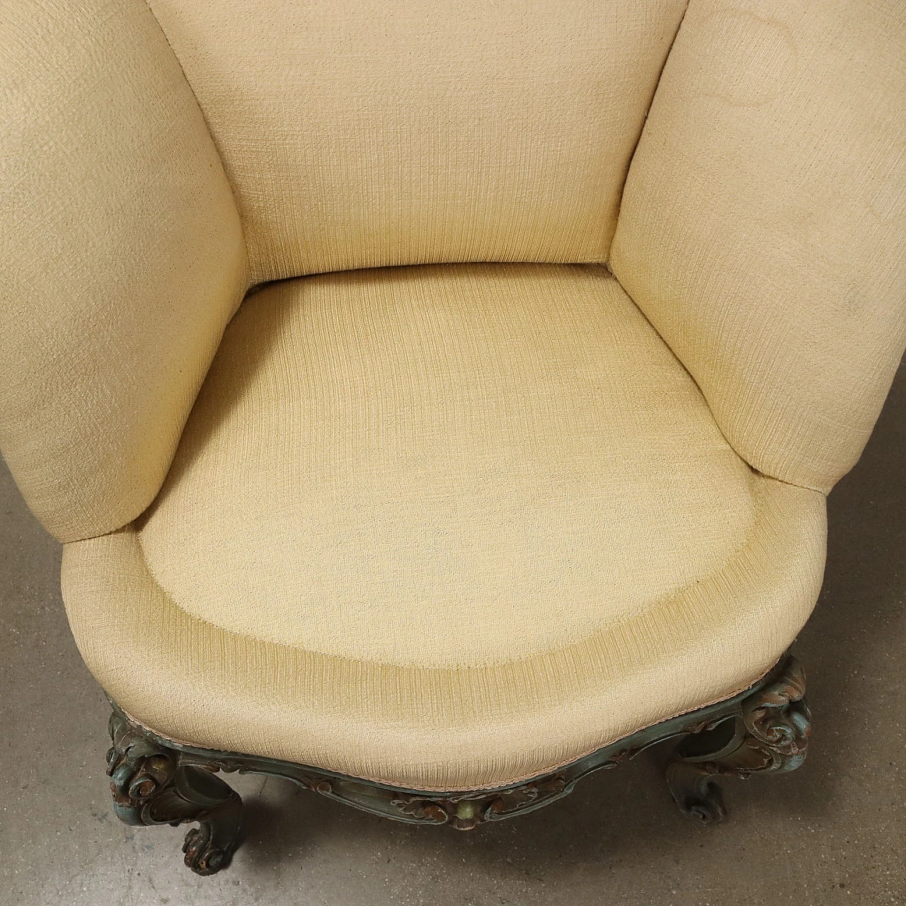 3 Laquered wood armchairs with wavy legs and rocaille motifs 10