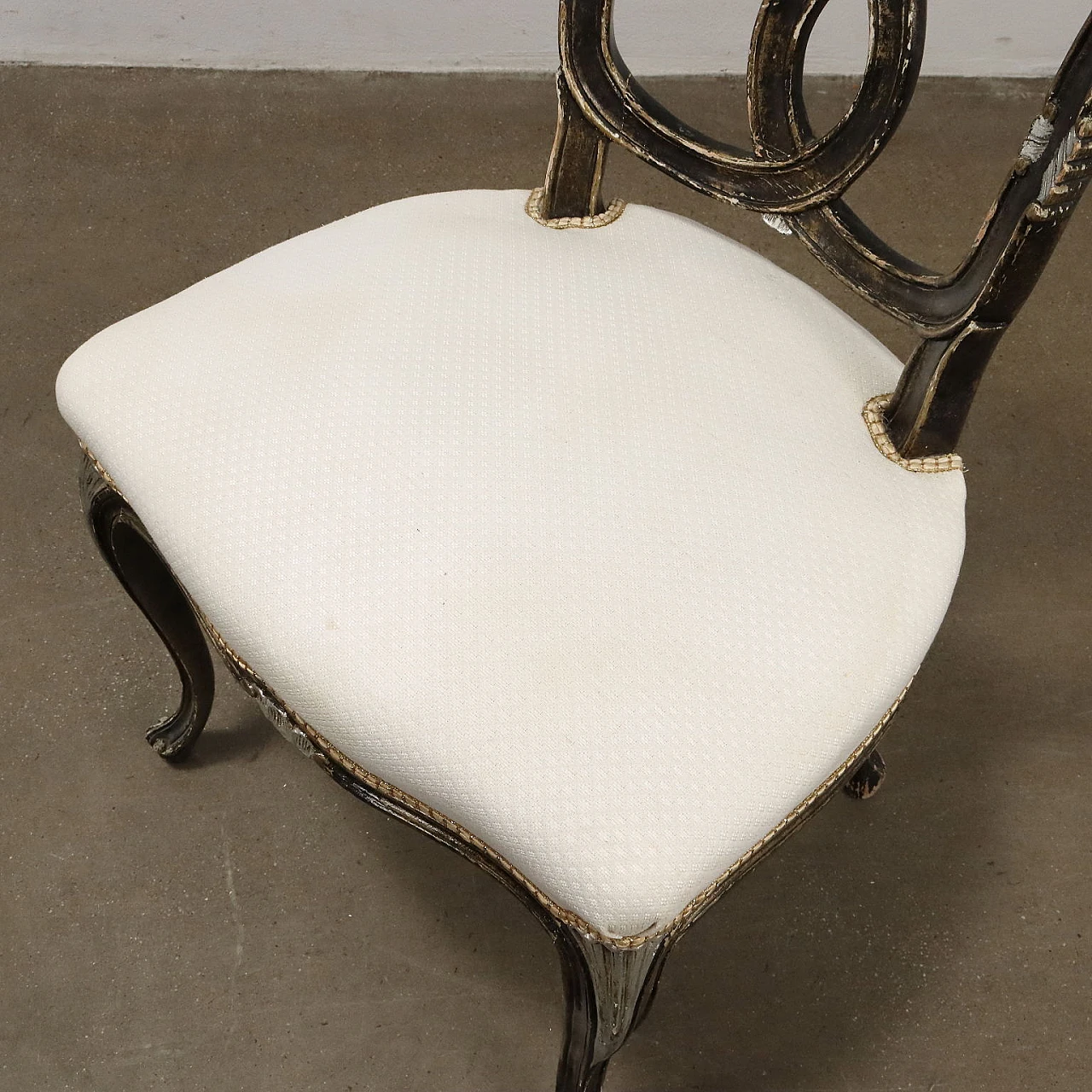 8 chairs with upholstered seats, lacquered and silvered 6
