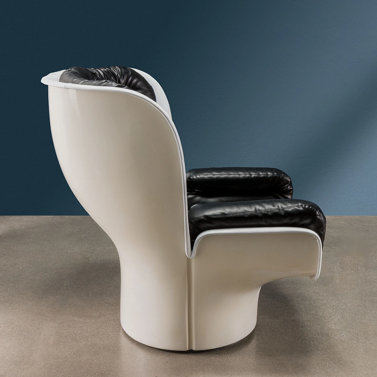 Elda leather armchair with fiberglass shell by Joe Colombo for Comfort, 1960s 2