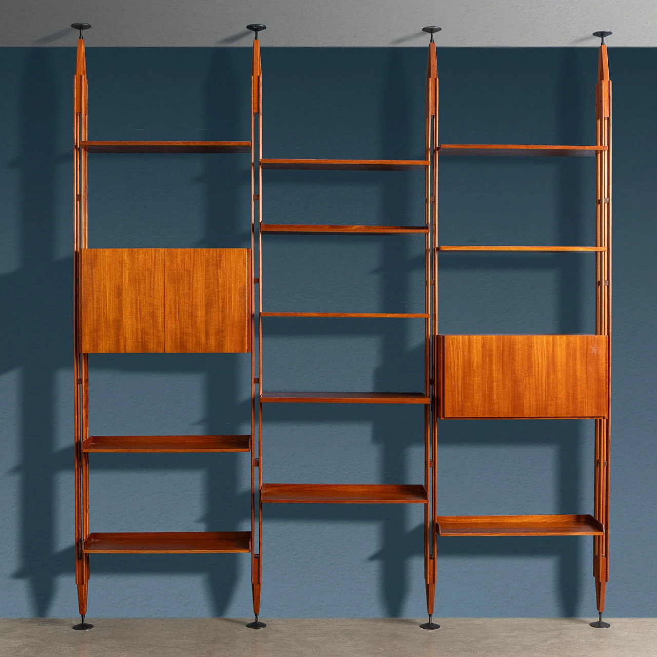 Three-bay LB7 teak bookcase by F. Albini for Poggi, 1950s 1