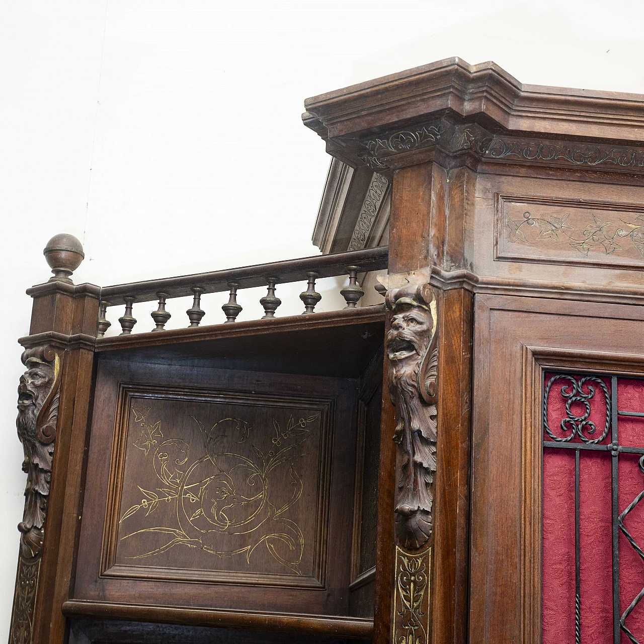 Renaissance style wood notched sideboard, late 19th century 5
