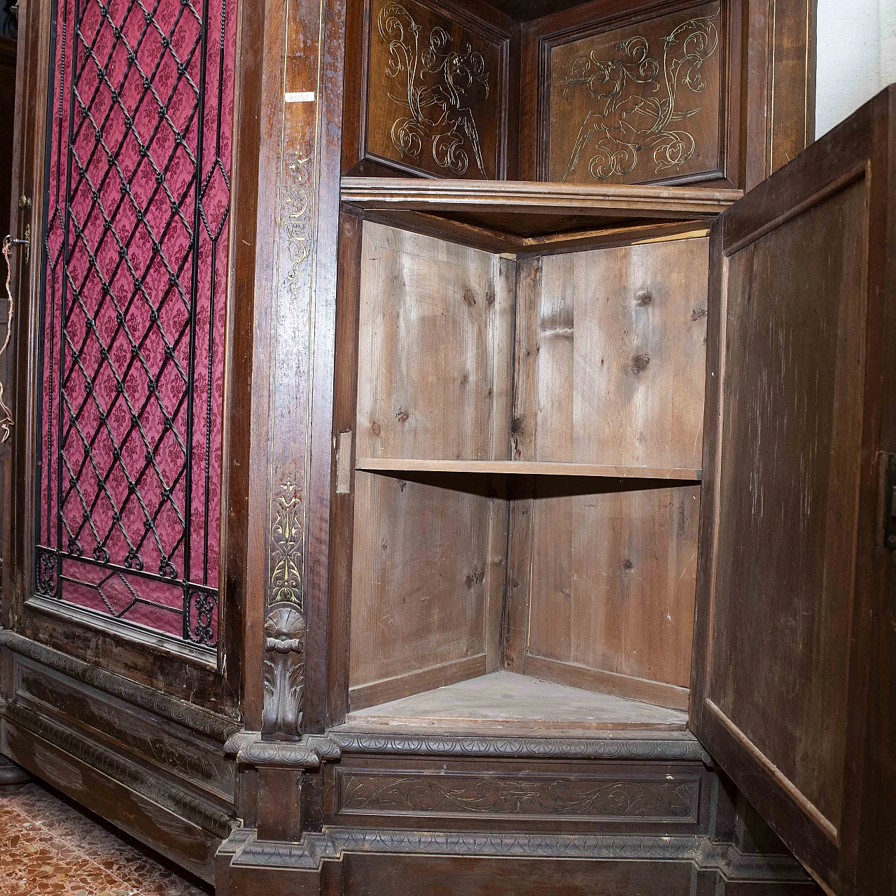 Renaissance style wood notched sideboard, late 19th century 6