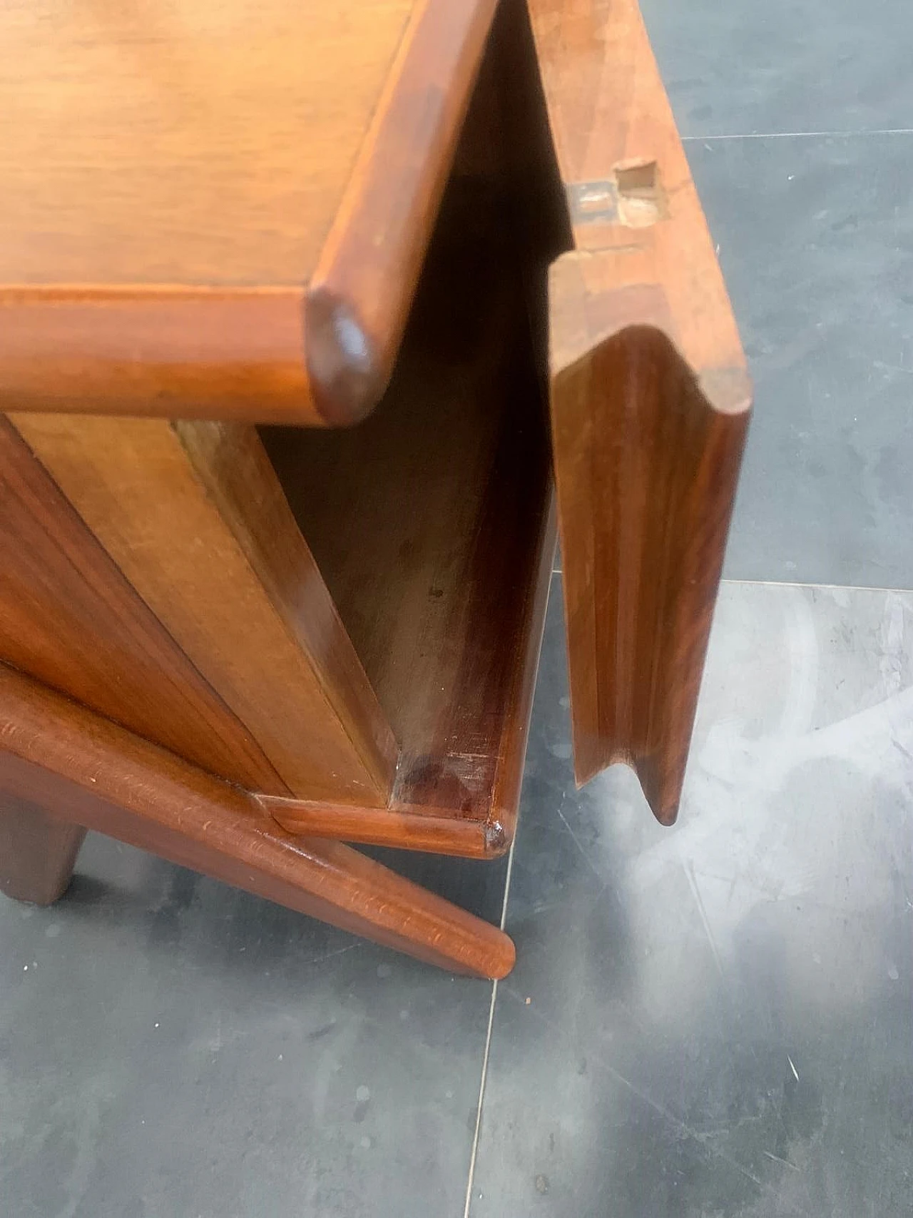 Pair of rosewood and glass bedside tables, 1960s 11