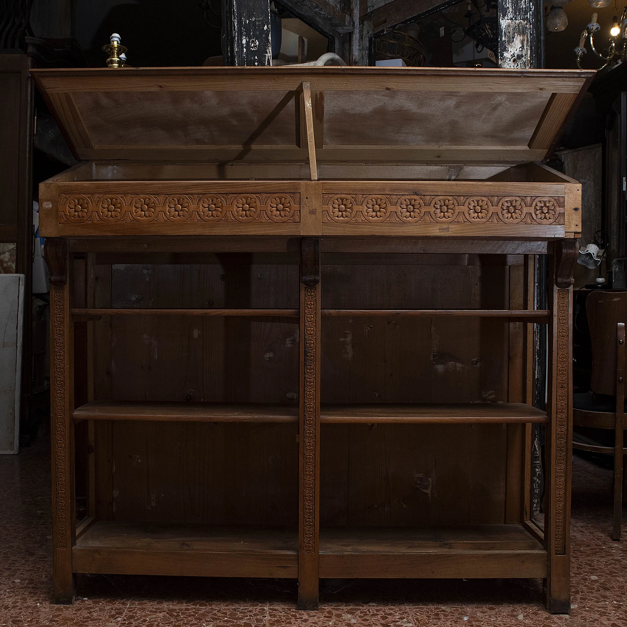Art Nouveau walnut bookcase with lectern, early 20th century 2