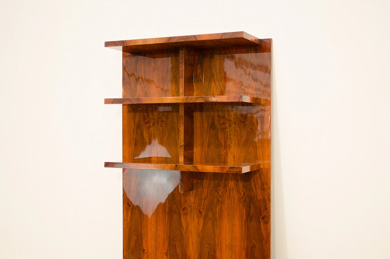 Libreria pensile cecoslovacca in noce, anni '30 9