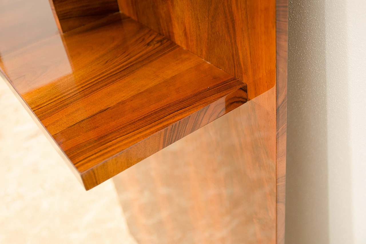 Libreria pensile cecoslovacca in noce, anni '30 12