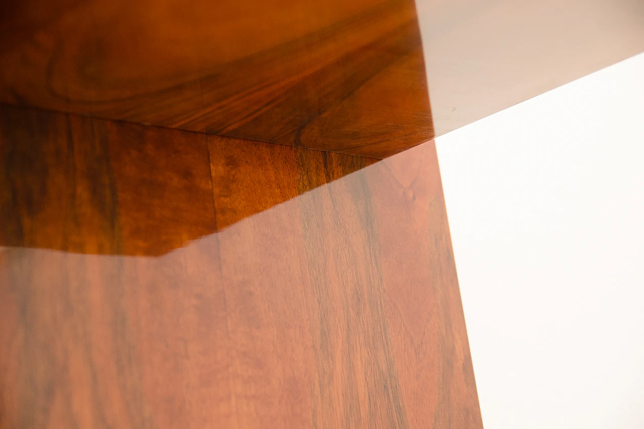 Libreria pensile cecoslovacca in noce, anni '30 16