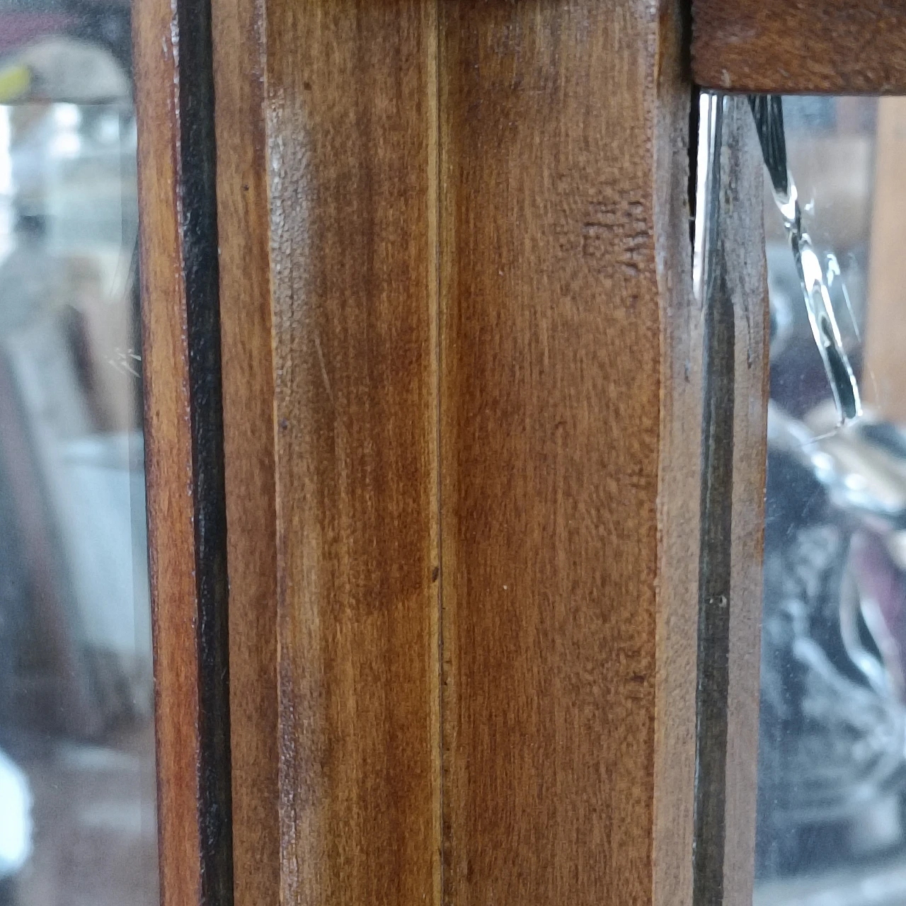 Wood display cabinet with mirrored inside, 19th century 7