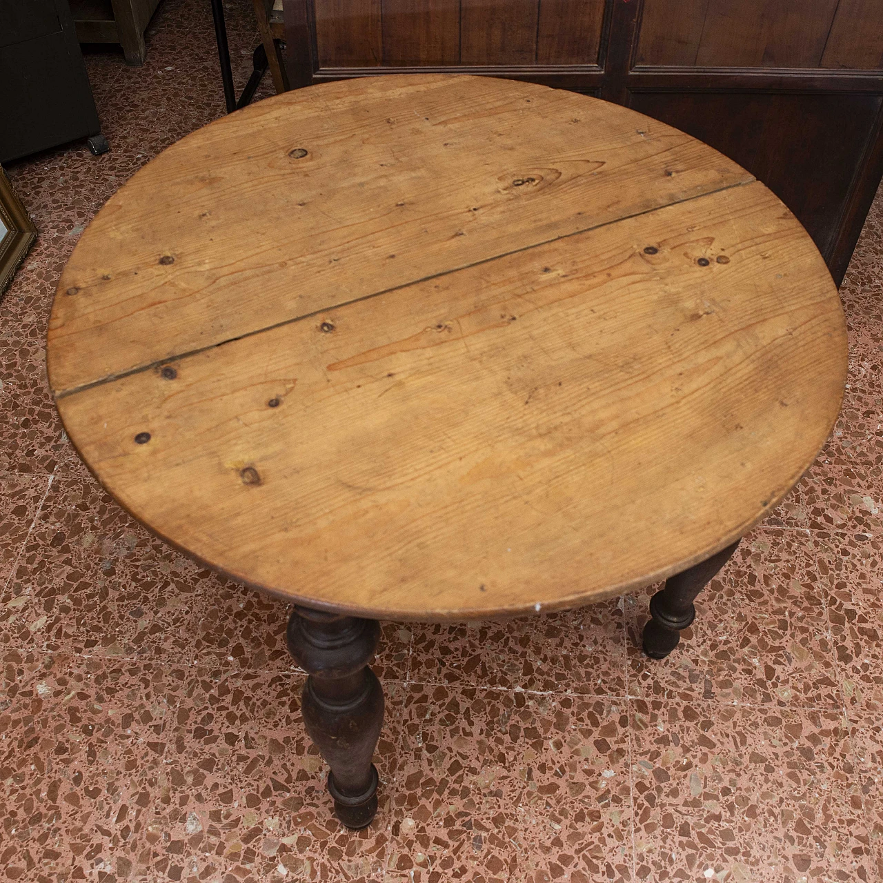 Extendable table with solid spruce top, mid-19th century 5