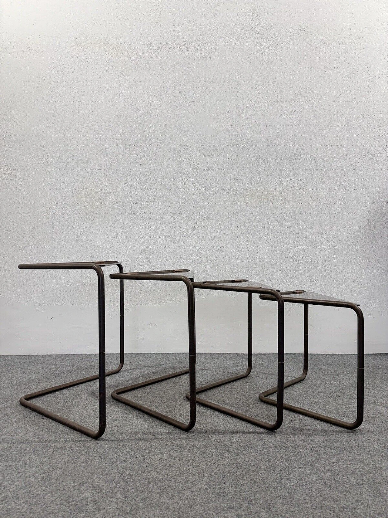 4 Modular coffee tables in metal and smoked crystal, 1960s 4