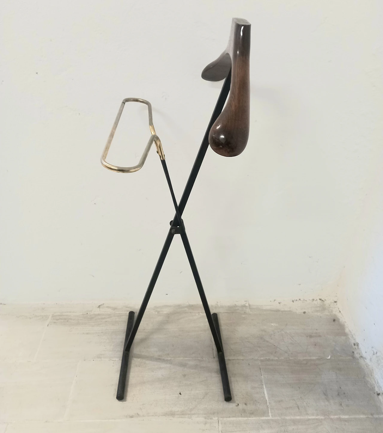 Beech and metal valet stand attributed to Fratelli Reguitti, 1960s 7