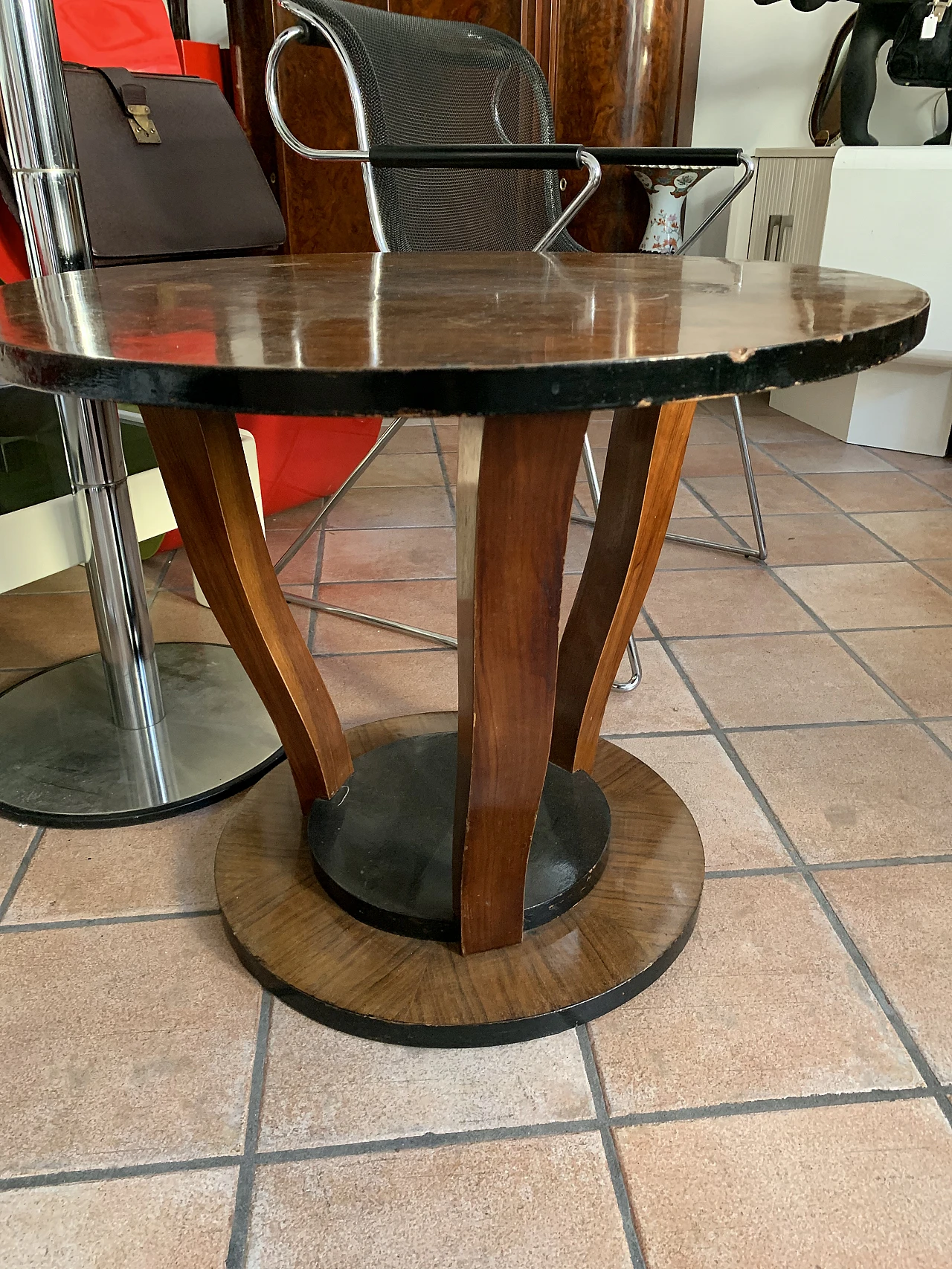 Art Deco round wood coffee table, 1950s 2