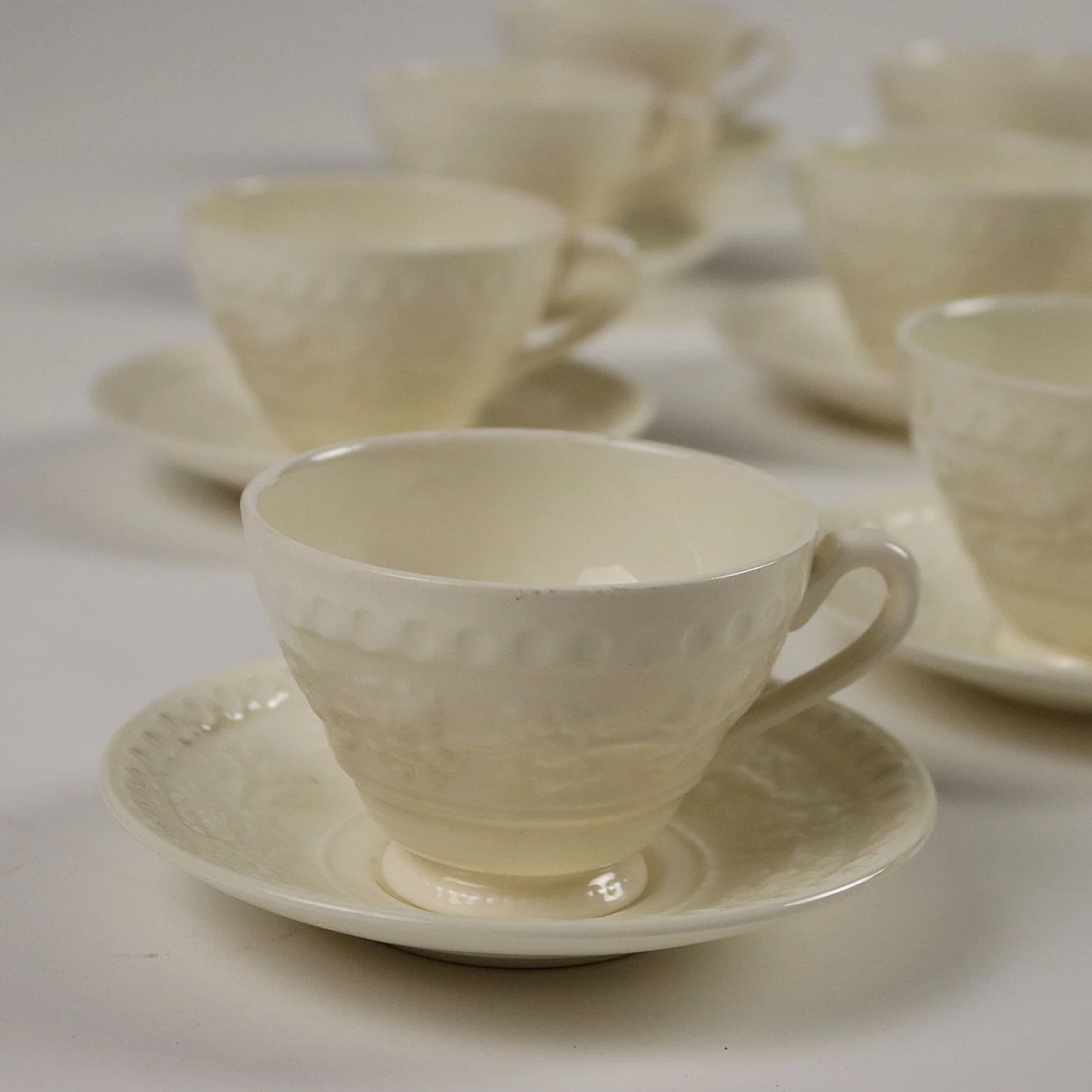 Wedgwood porcelain tea service by Etruria & Barlston 3