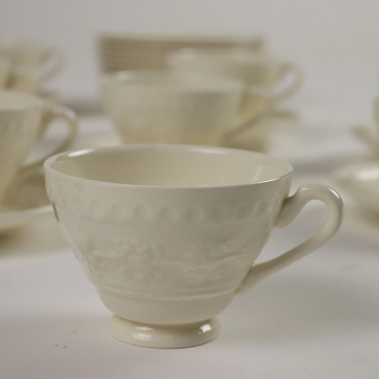 Wedgwood porcelain tea service by Etruria & Barlston 4