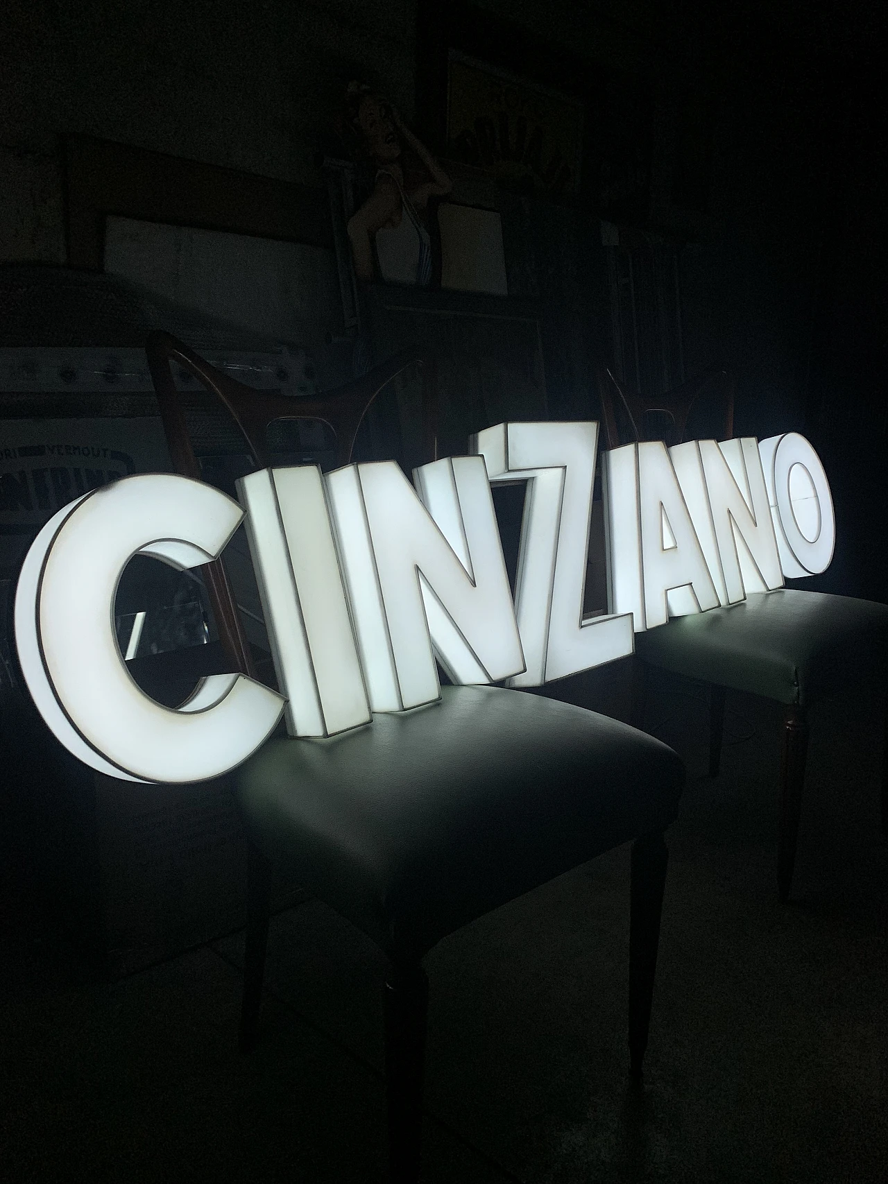 Insegna luminosa Cinzano, anni '70 1