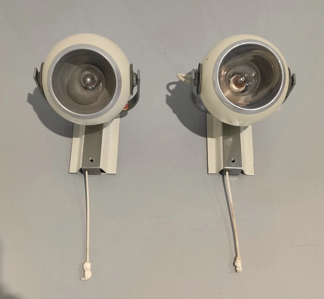 Pair of adjustable wall lights by Stilnovo, 1950s 3