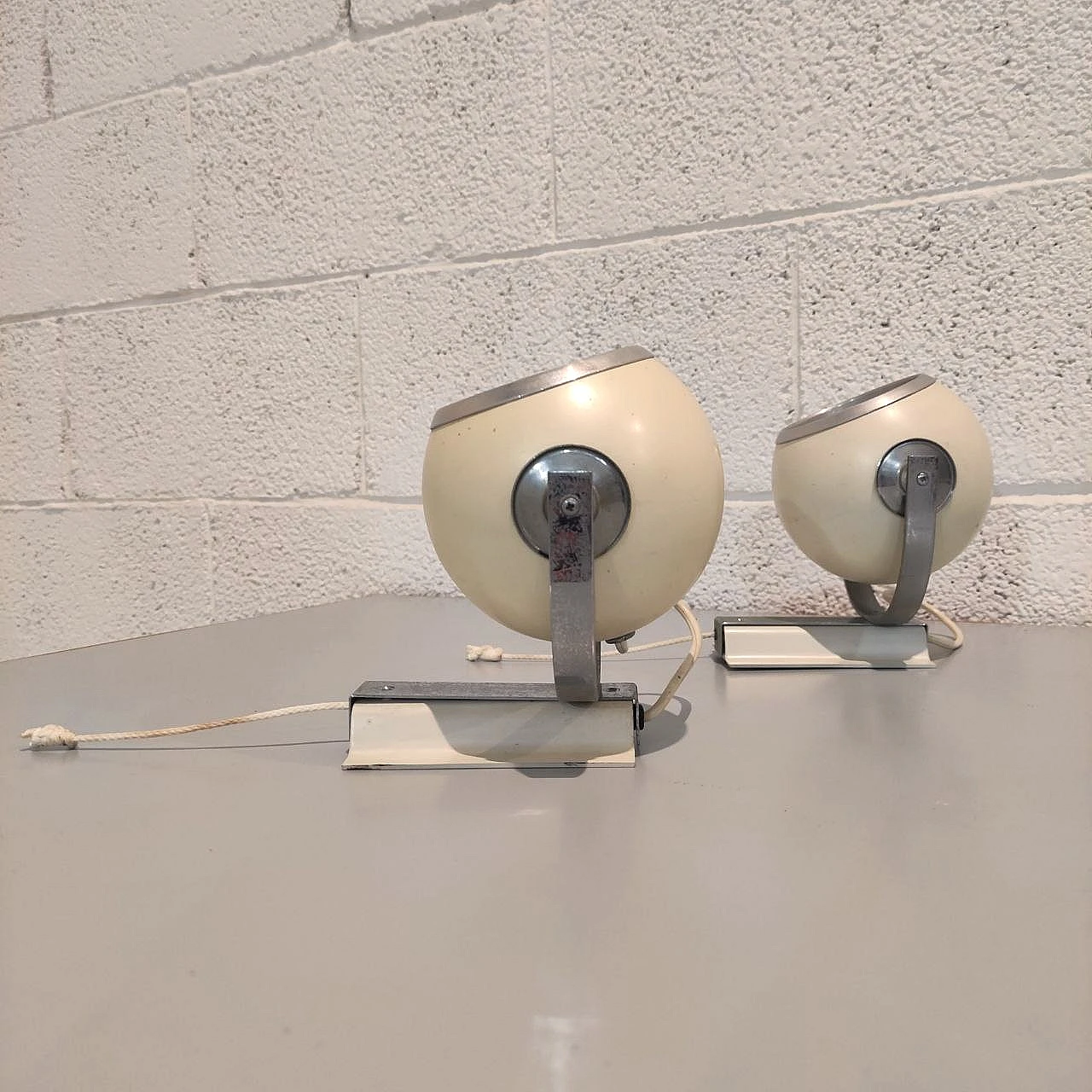 Pair of adjustable wall lights by Stilnovo, 1950s 4