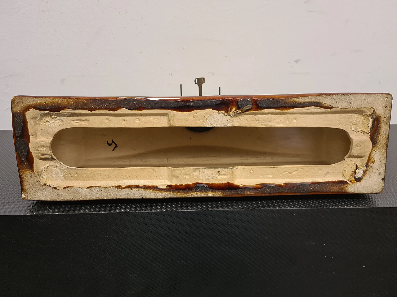 Glazed ceramic table clock, 1940s 8