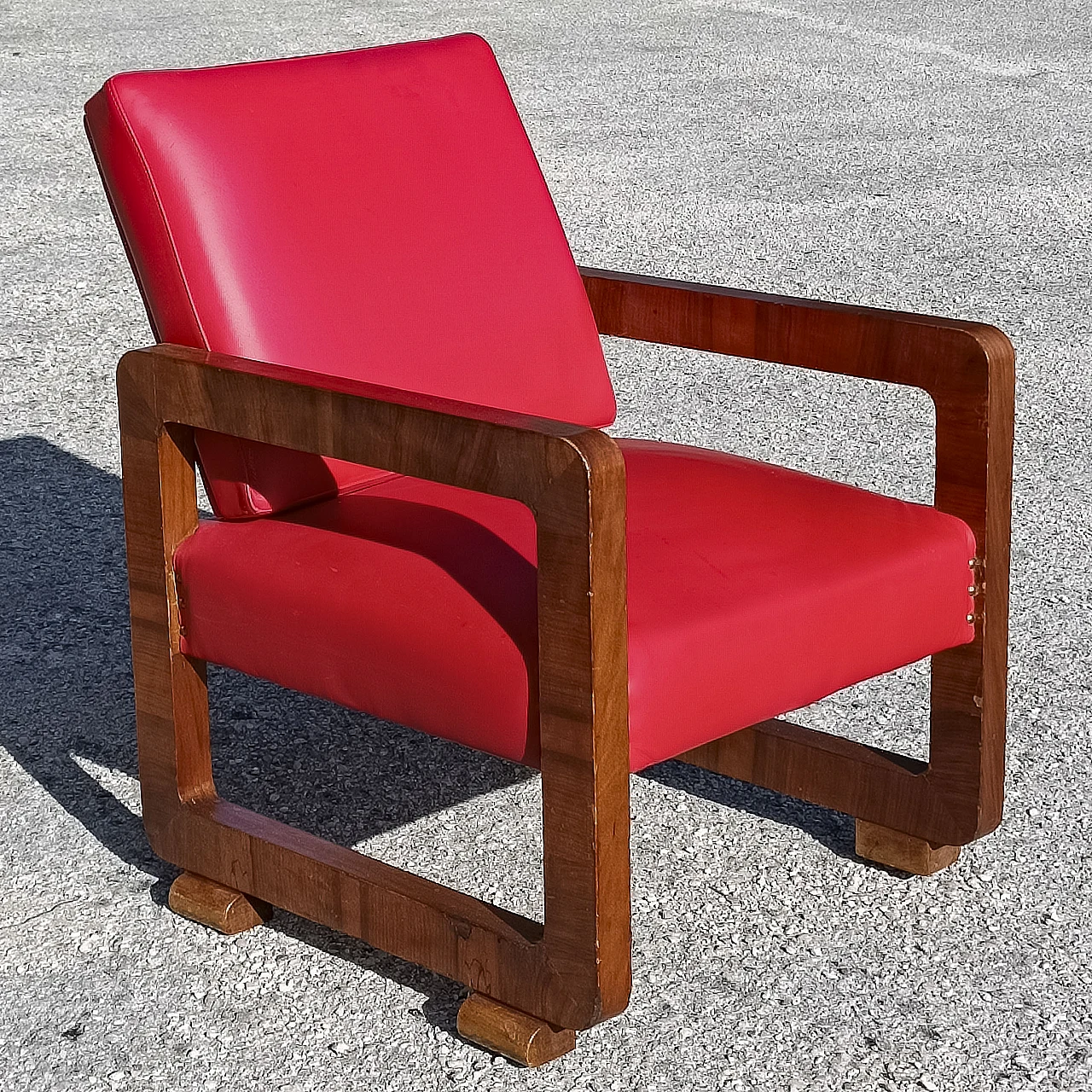 Art Deco wood and red leather armchair, 1920s 6