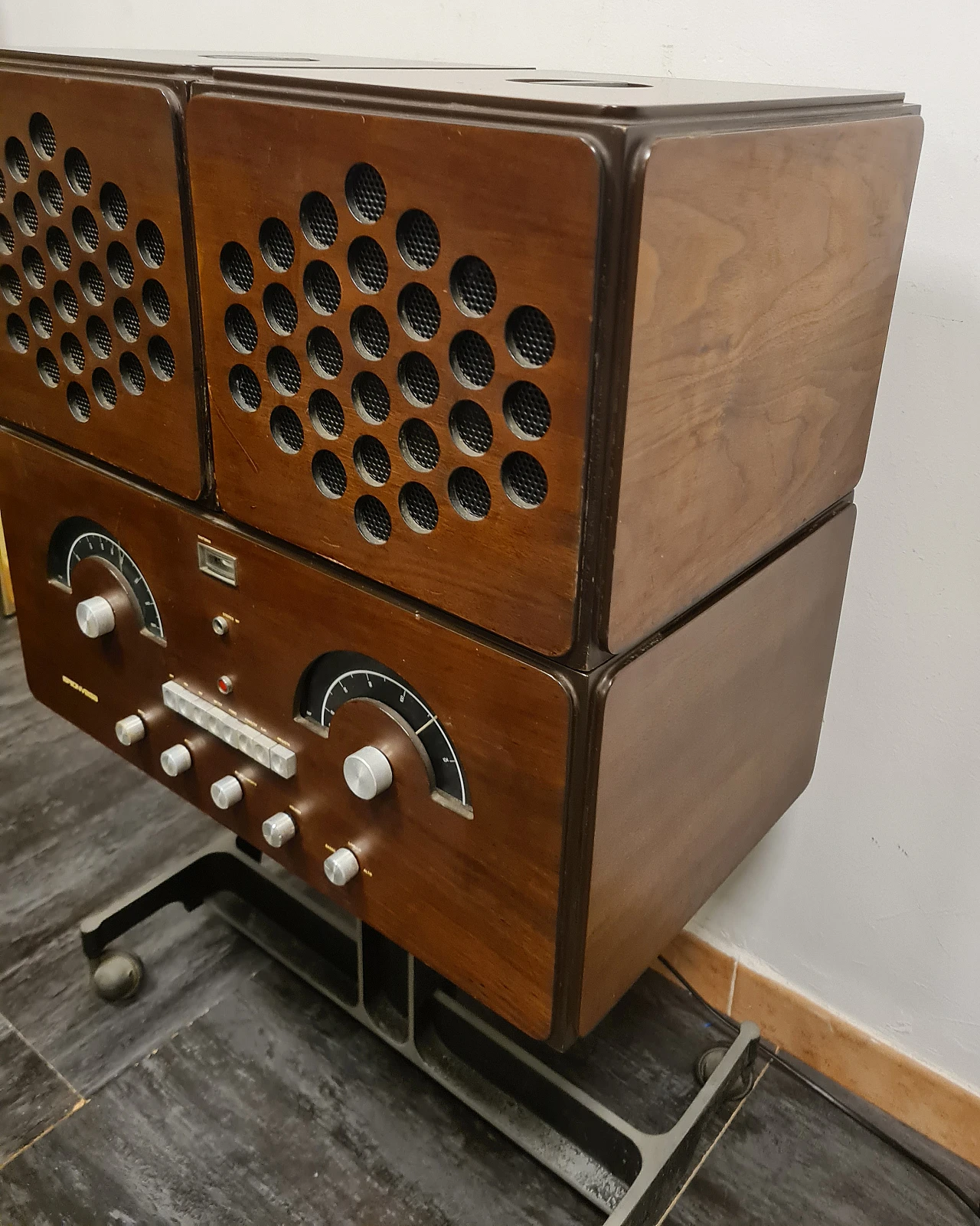 Radiofonografo RR-126 dei Castiglioni per Brionvega, anni '60 10
