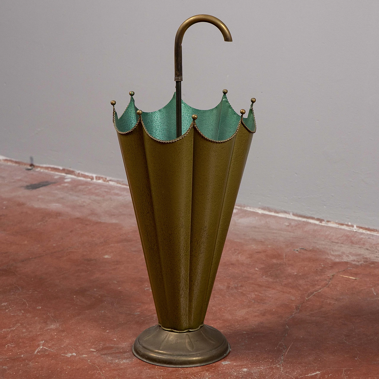 Portaombrelli a forma di ombrello in metallo bicolore, anni '50 3