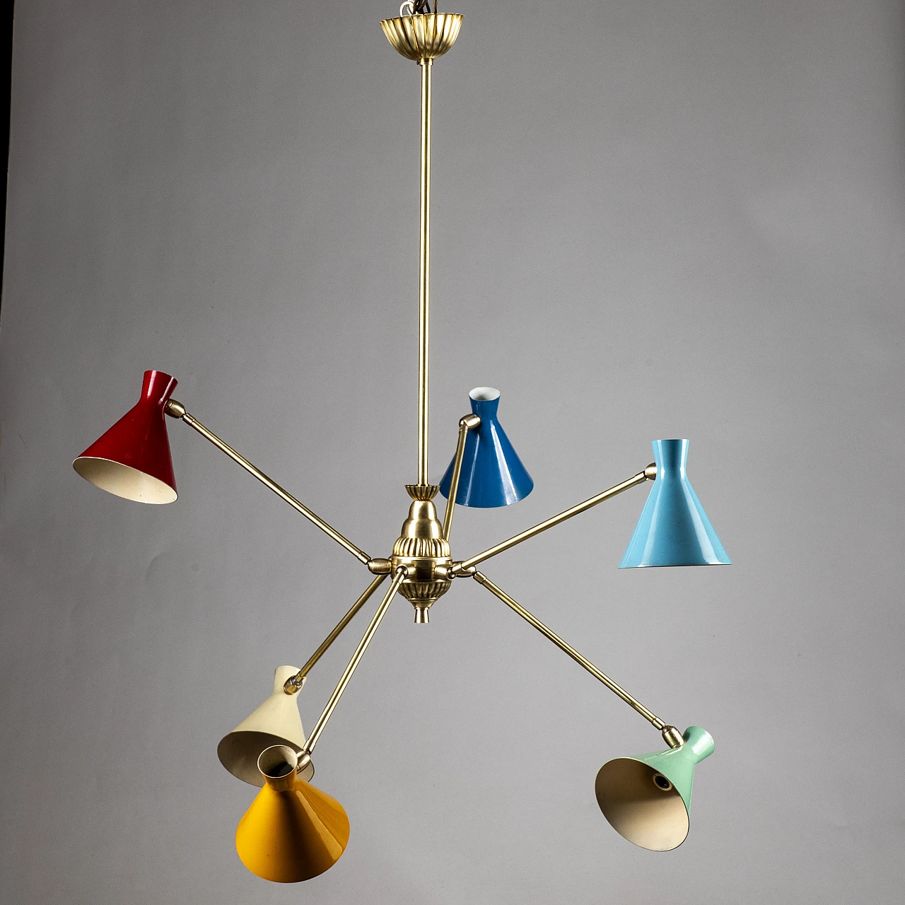 Lampadario in ottone e latta multicolore di Stilnovo, anni '50 6