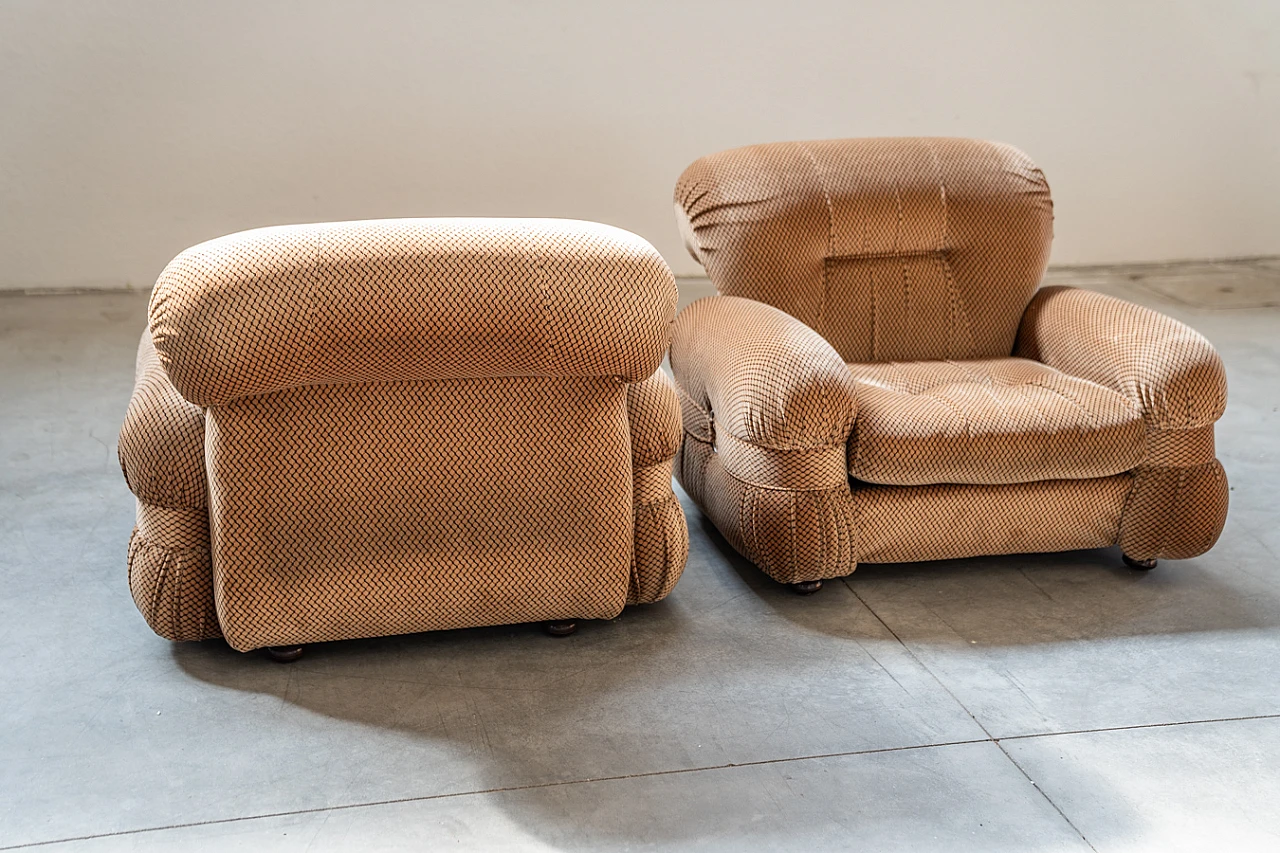 Pair of chenille armchairs in the style of Adriano Piazzesi, 1970s 9