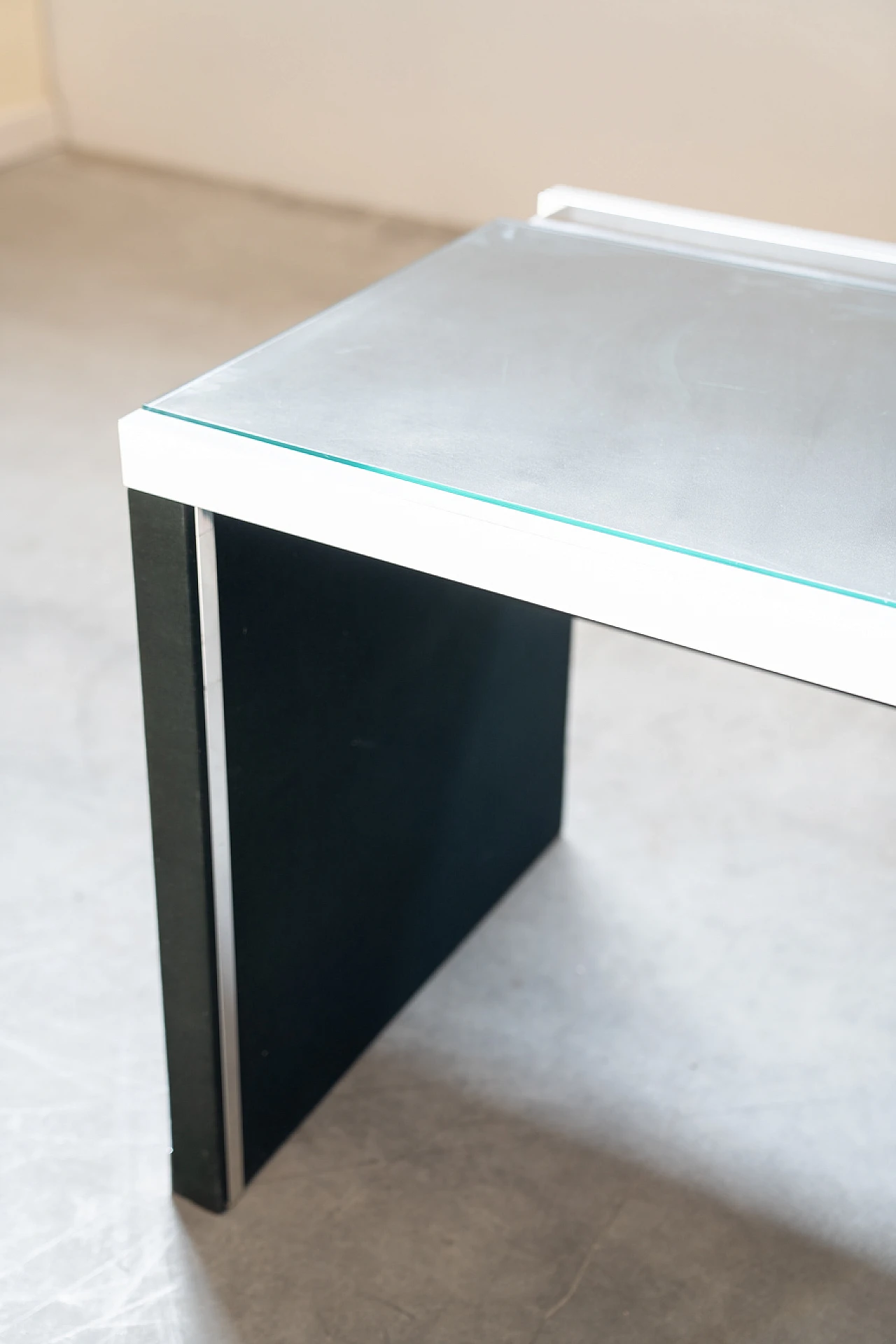 Glass and aluminum desk by Guido Faleschi for Mariani, 1970 12