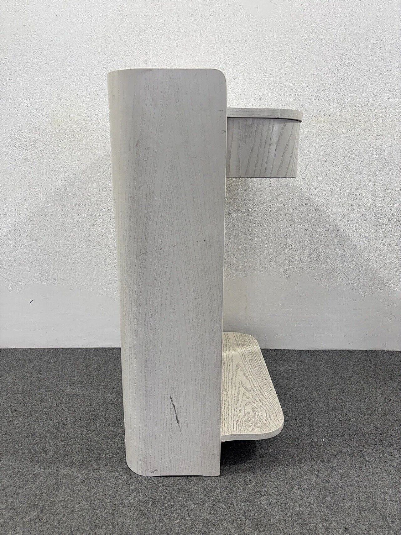 Mobiletto in legno bianco di Carlo De Carli per FIARM, anni '60 8