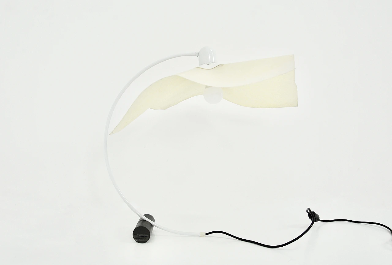 Lampada da tavolo Area Curvea di Mario Bellini per Artemide, anni '70 3