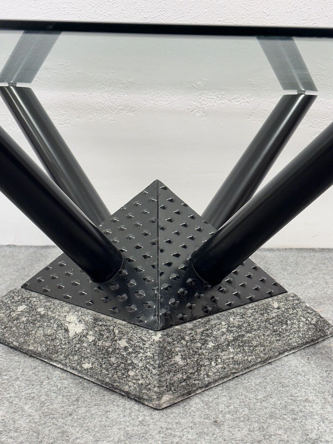 Marble, varnished metal and cut crystal coffee table, 1980s 5