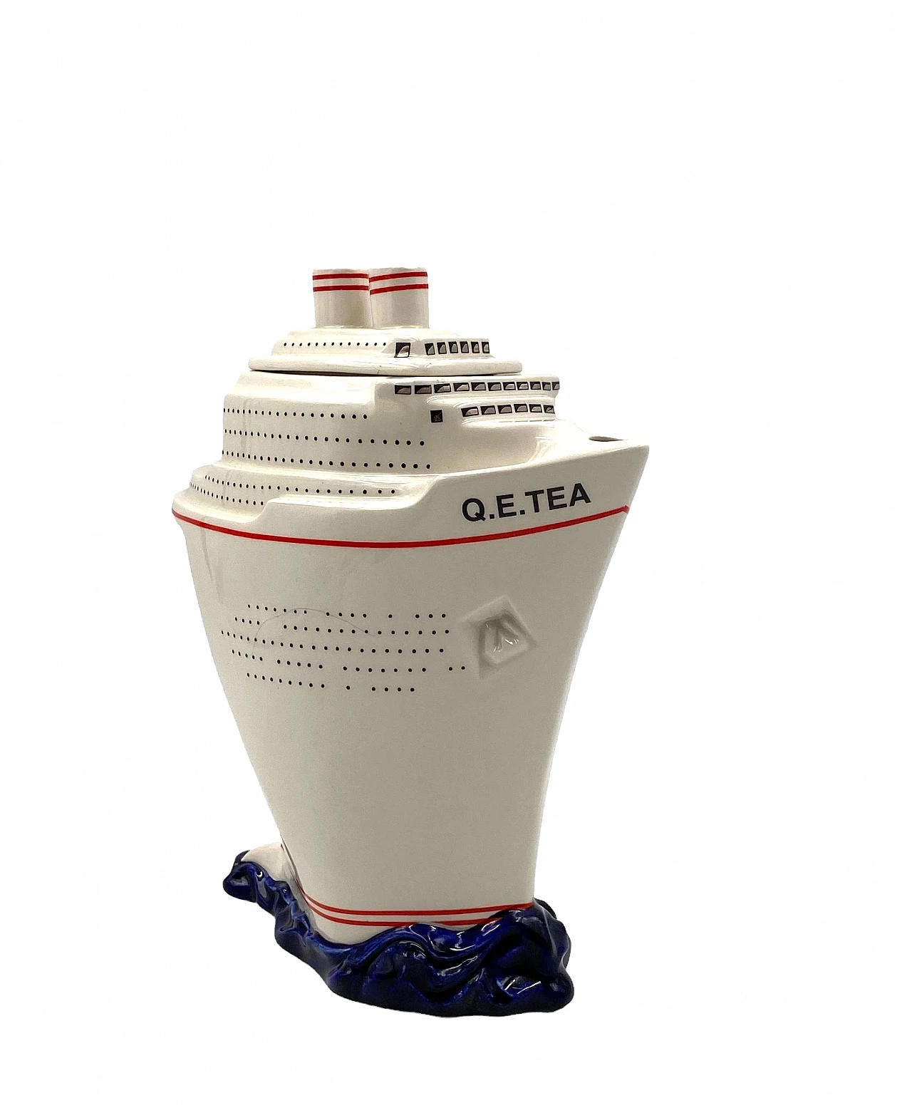 Queen Elizabeth II cruise ship teapot by Paul Cardew 15