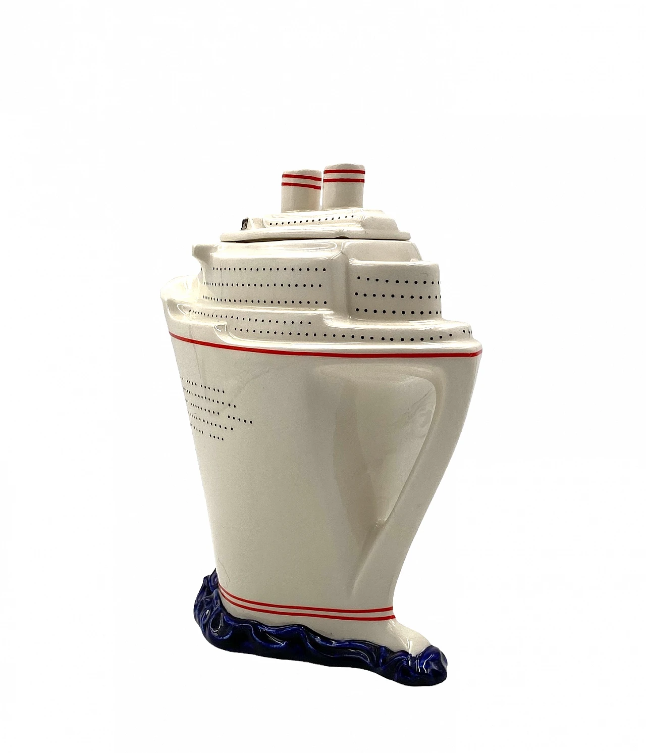Queen Elizabeth II cruise ship teapot by Paul Cardew 20