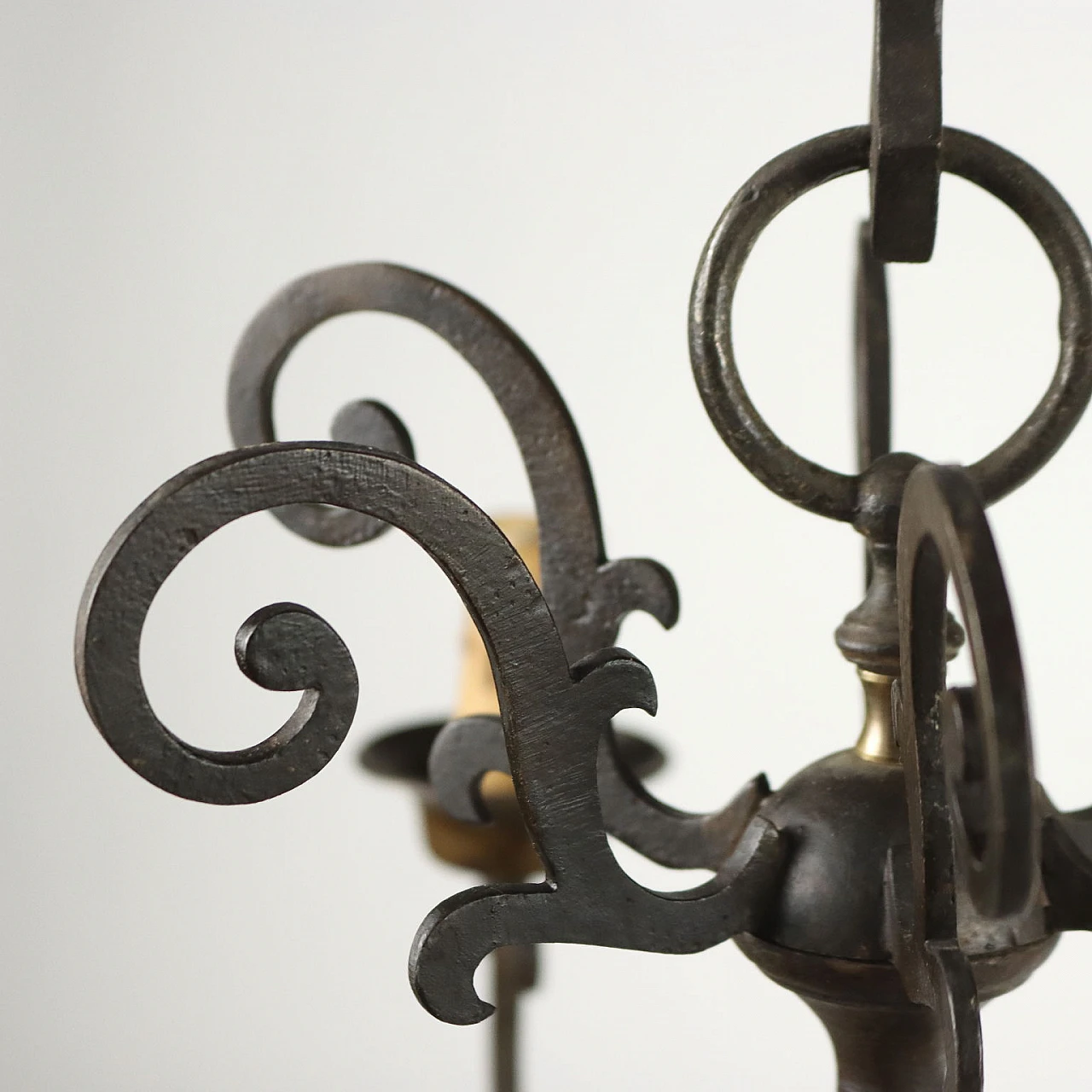 6-Light bronze chandelier with wavy arms, 18th century 5