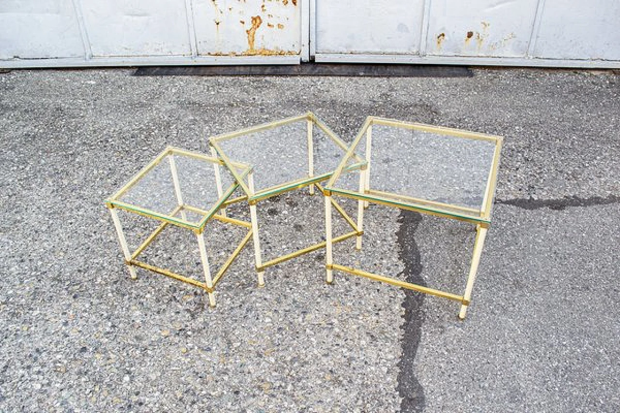 3 Nesting tables in lacquered brass, brass and glass, 1970s 2