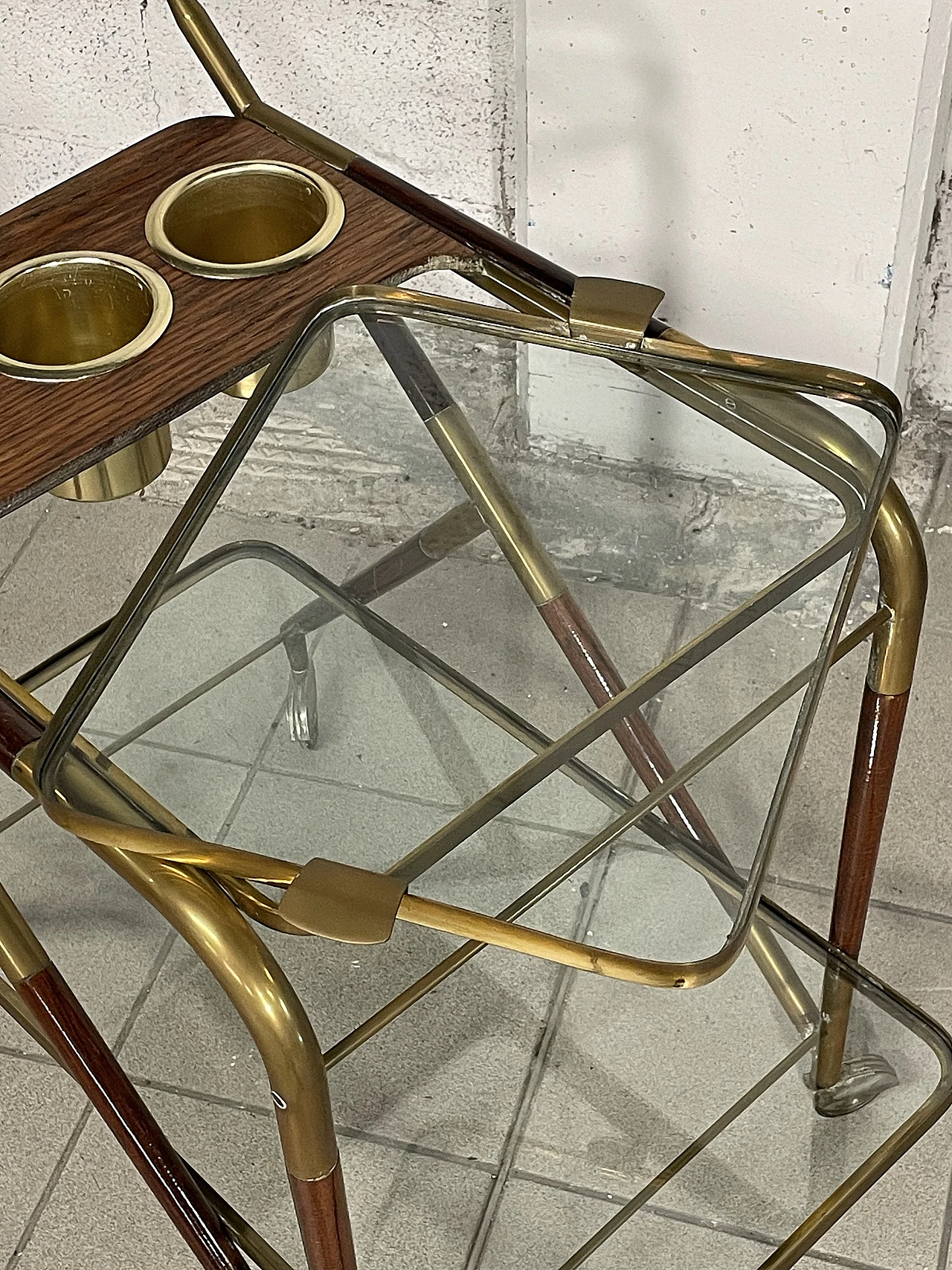 Bar cart in glass, wood and brass, 1950s 12