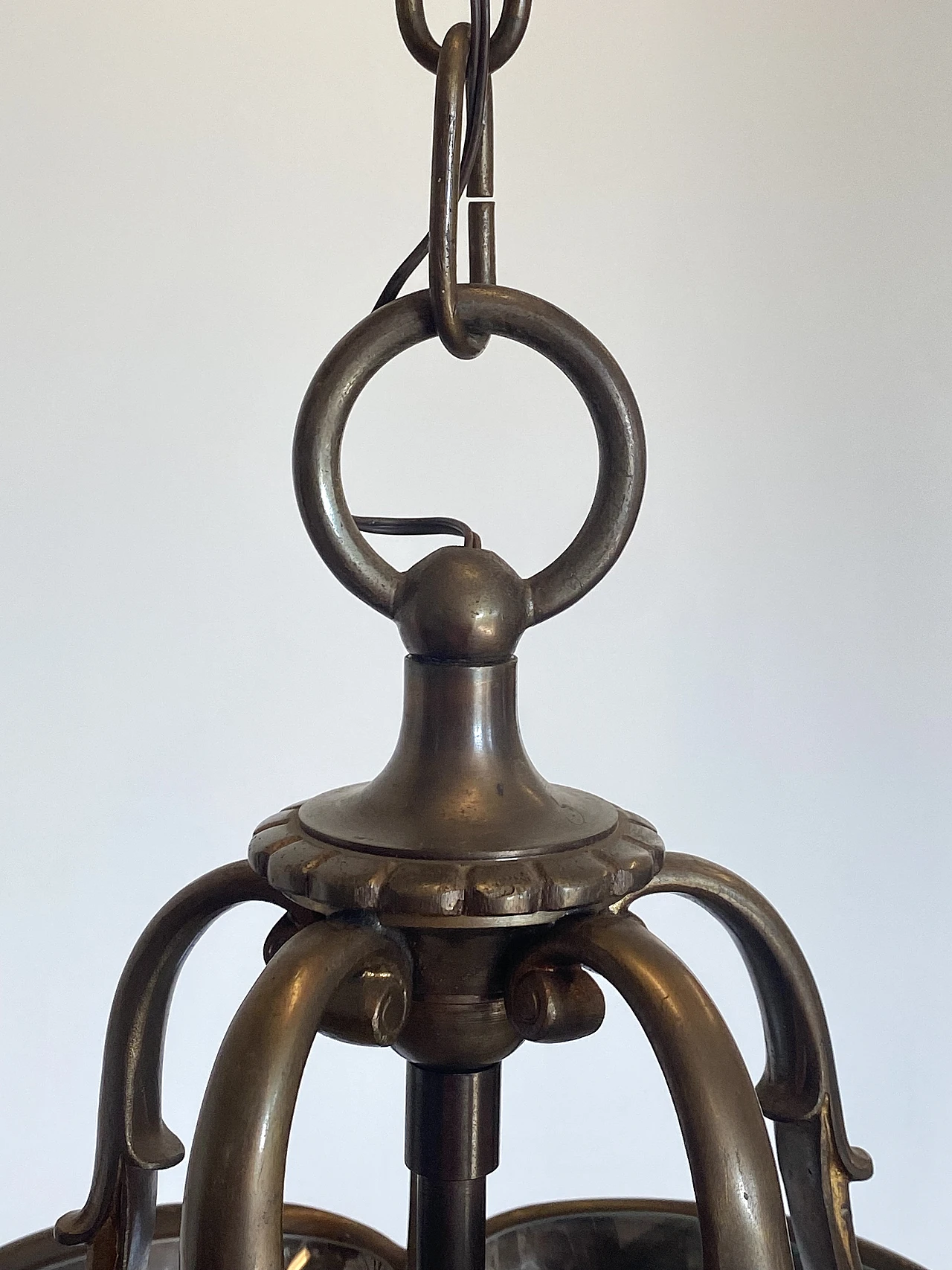 Lanterna in bronzo brunito e vetro curvo, anni '60 3