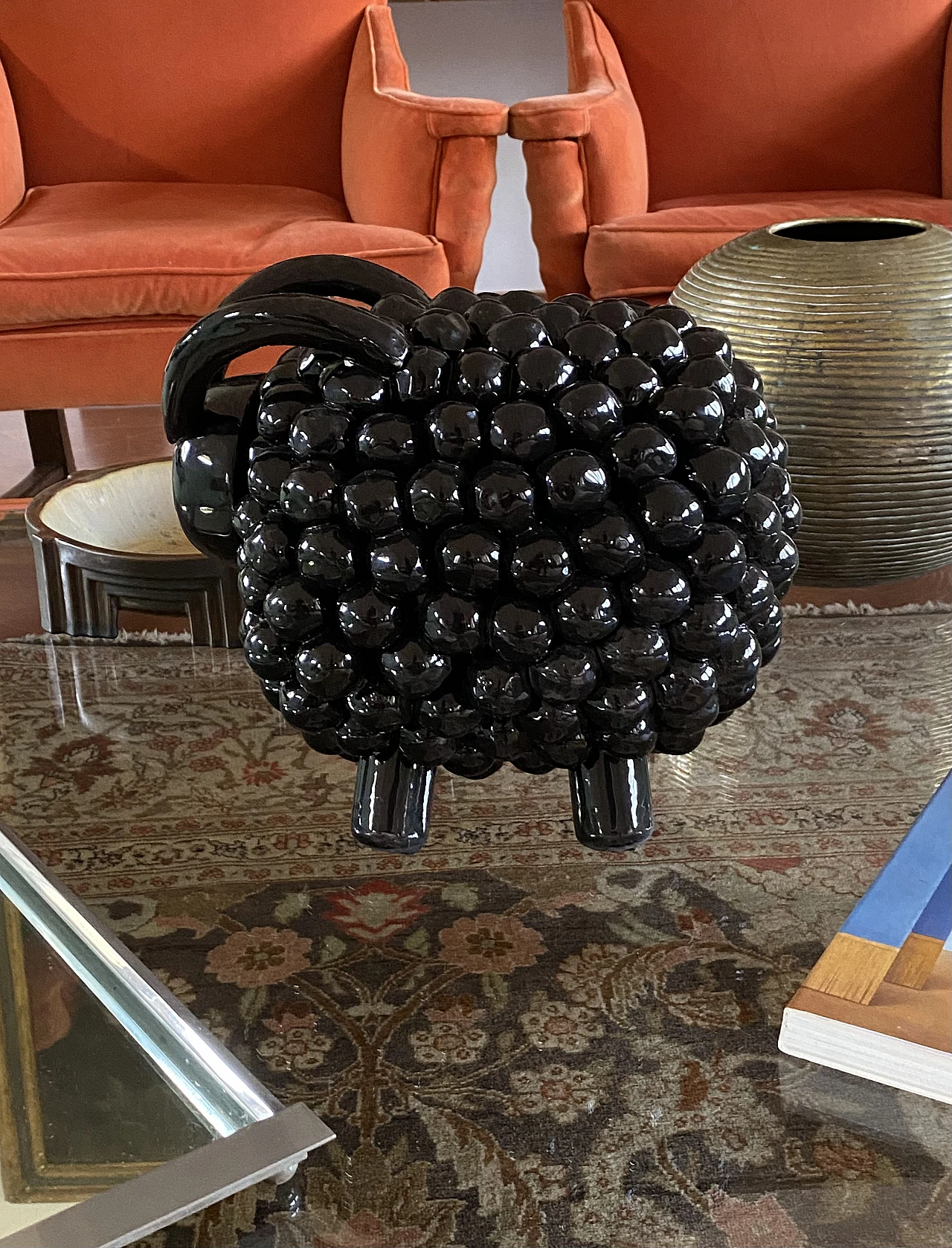 Scultura di ariete in ceramica nera, anni '80 21