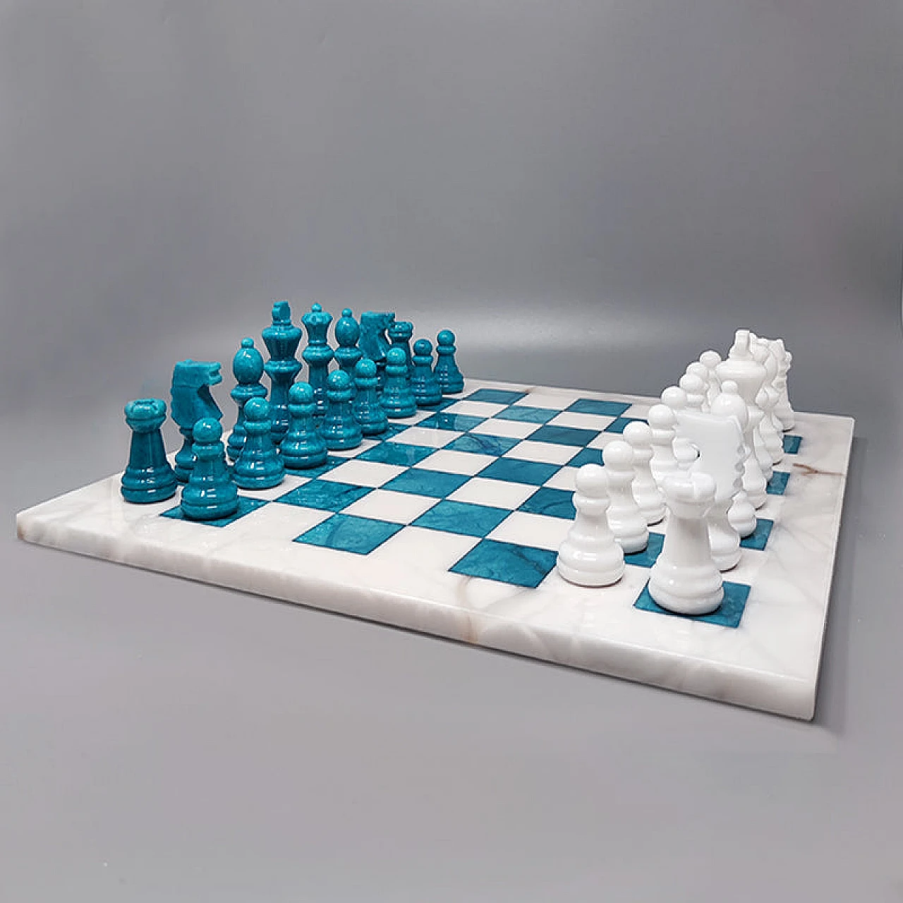 White and turquoise Volterra alabaster chessboard, 1970s 2