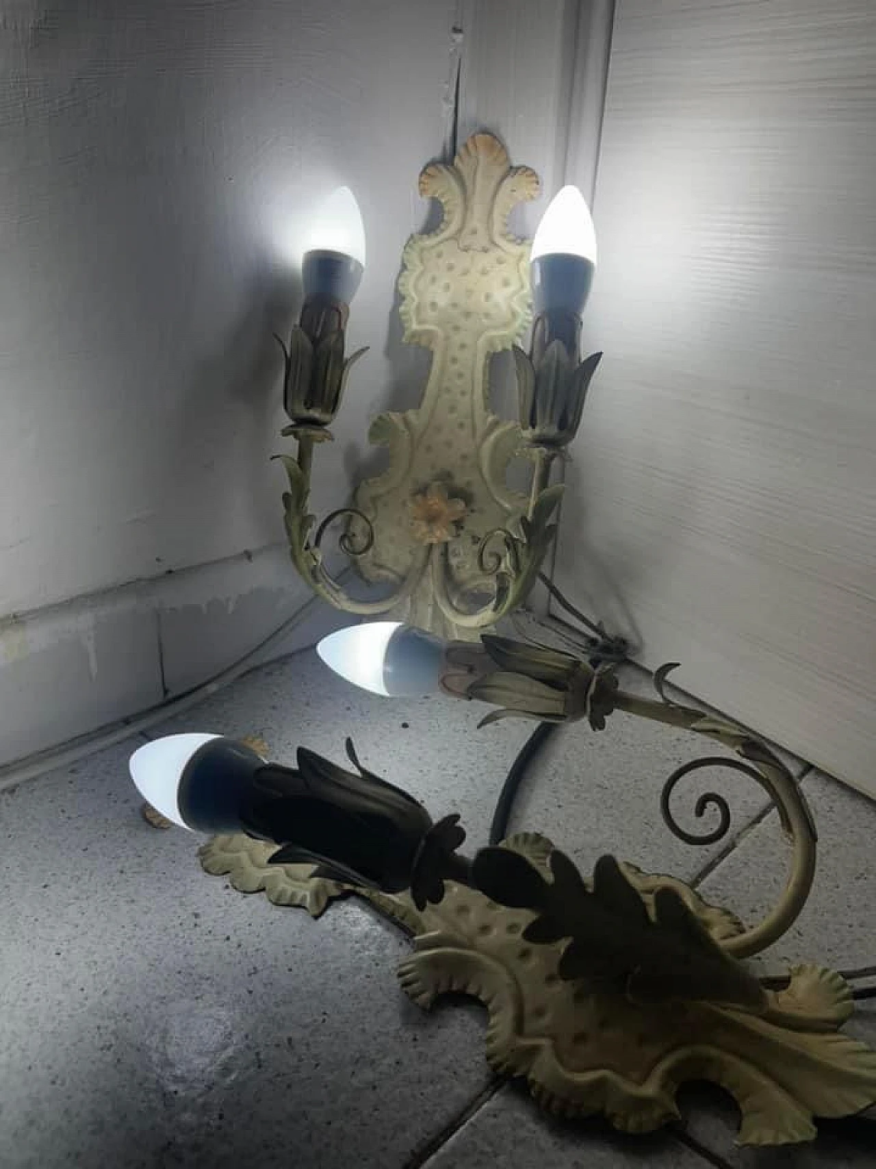 Pair of Venetian style metal wall lights, 1950s 2