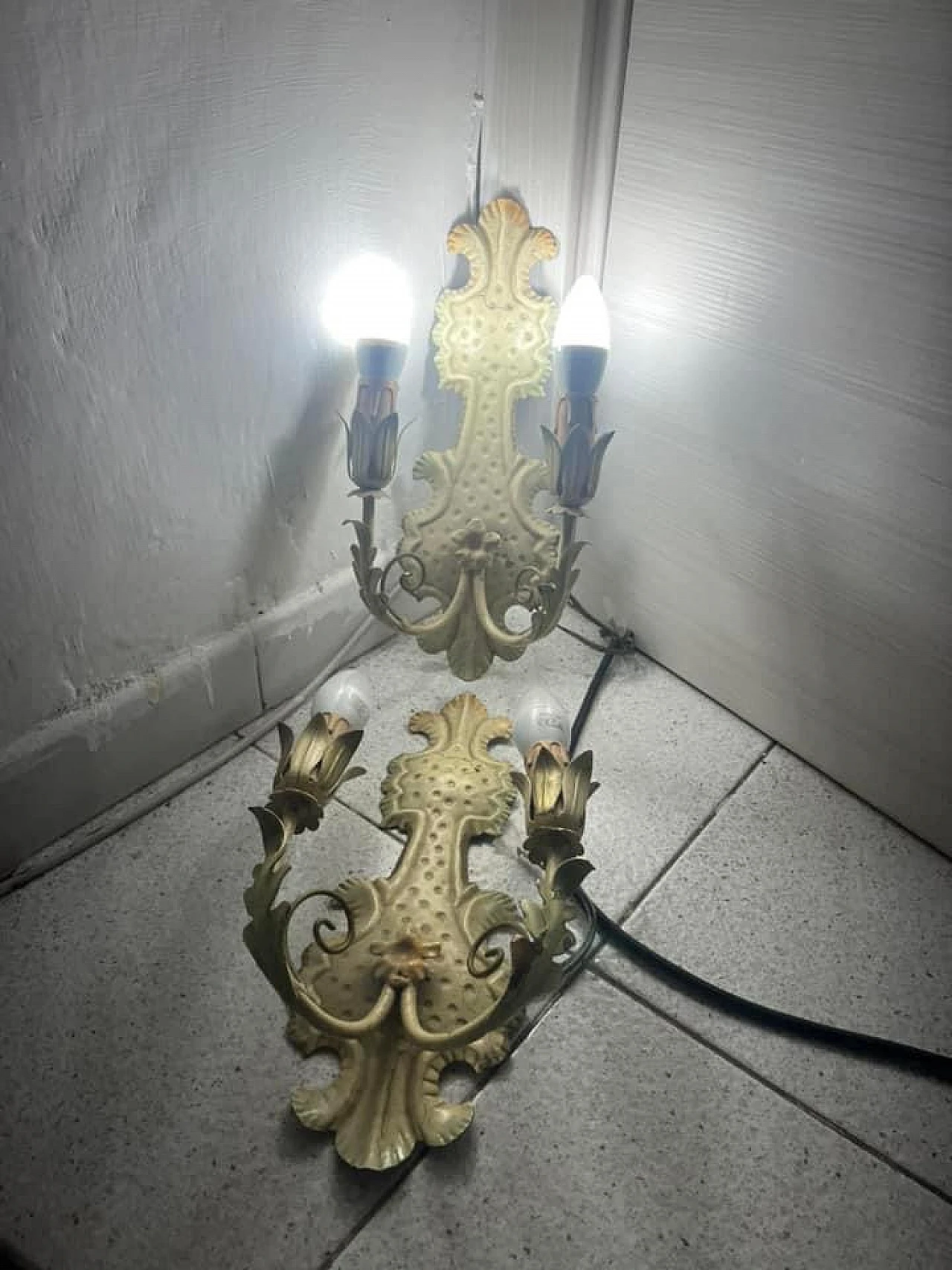 Pair of Venetian style metal wall lights, 1950s 3