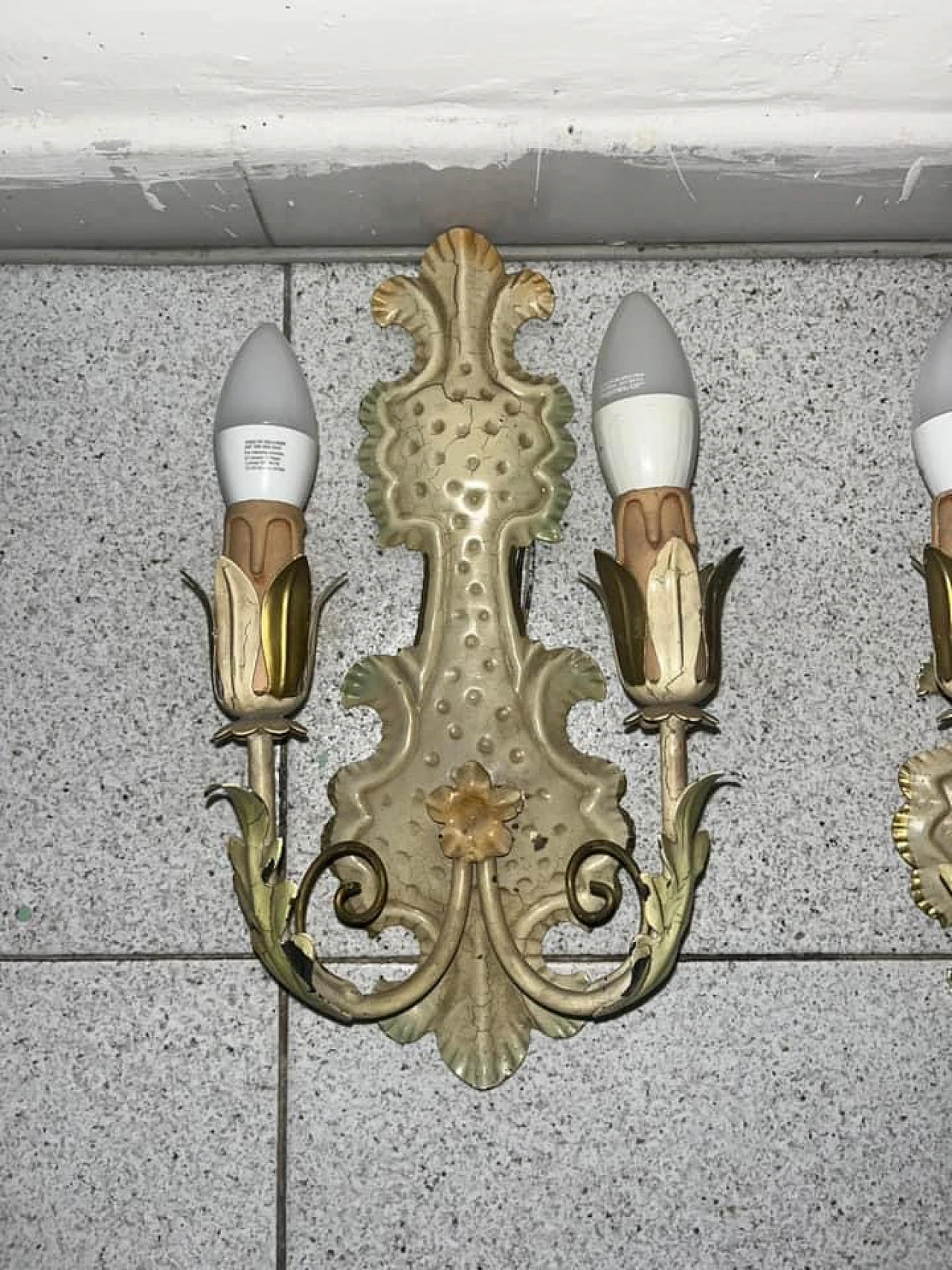 Pair of Venetian style metal wall lights, 1950s 8