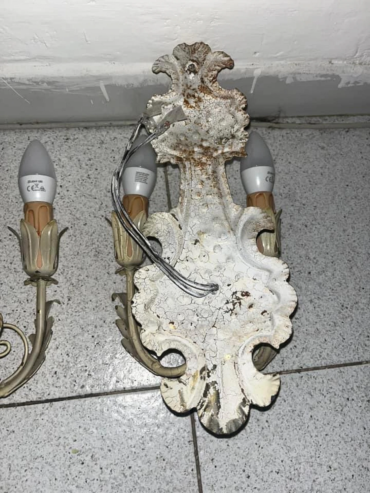 Pair of Venetian style metal wall lights, 1950s 11