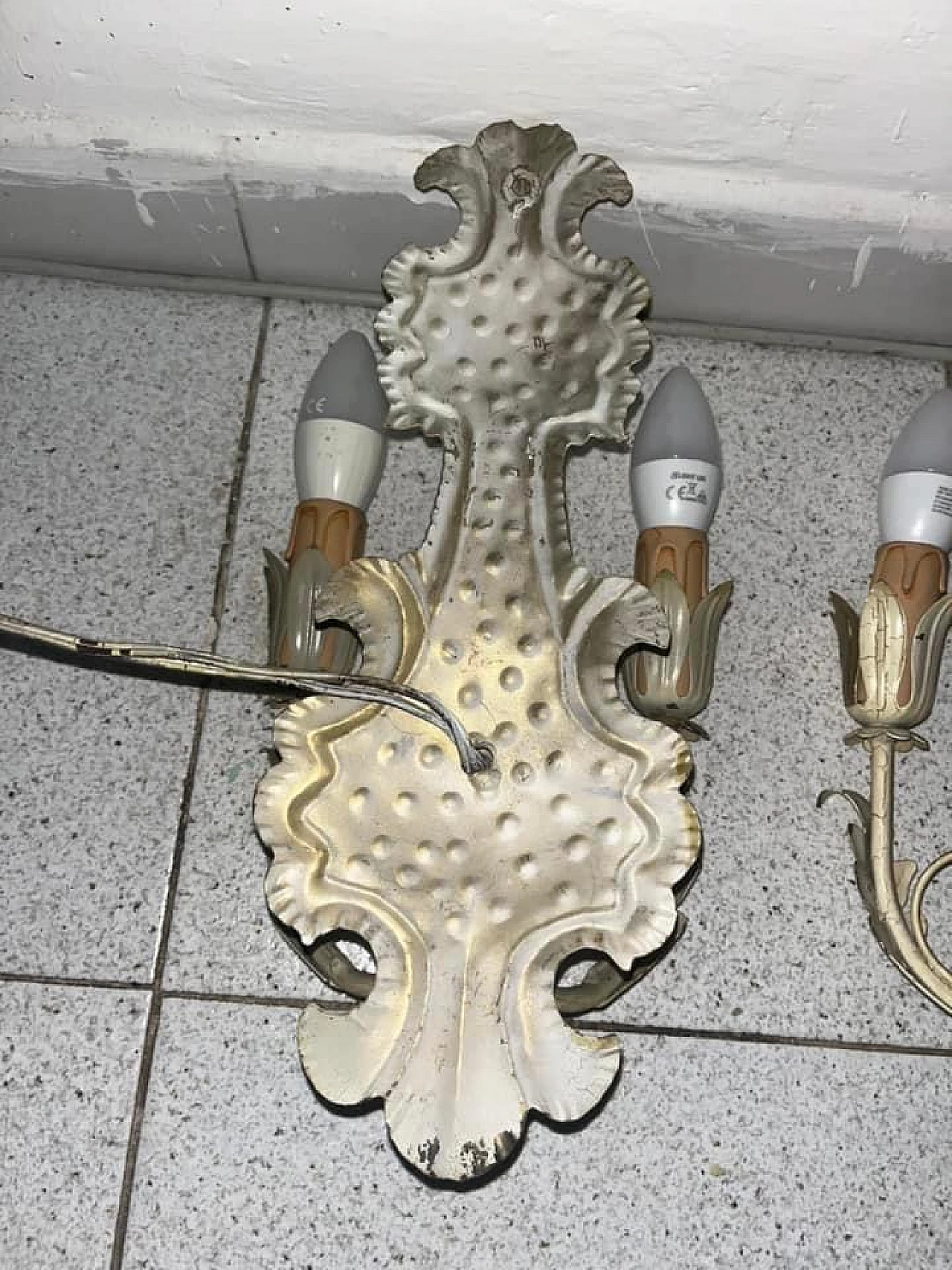 Pair of Venetian style metal wall lights, 1950s 12