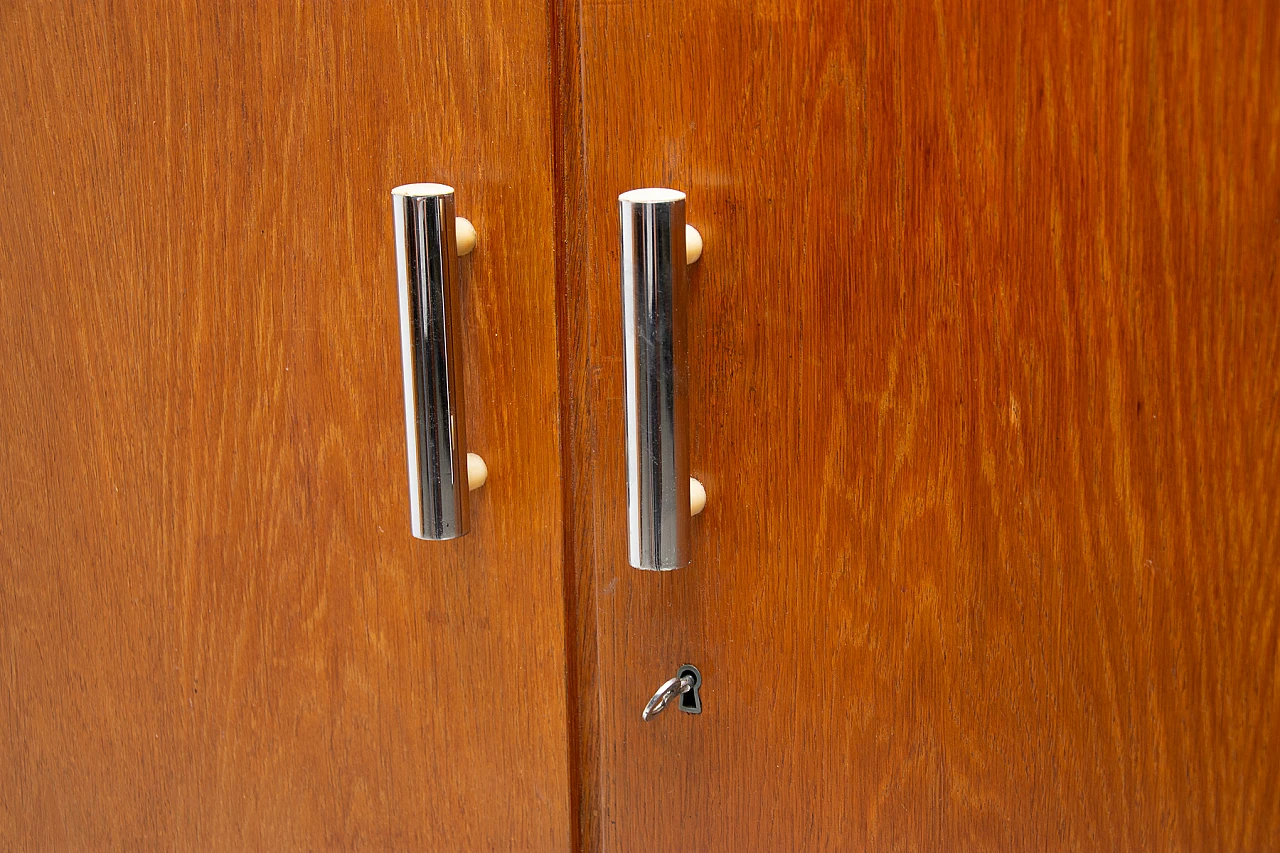 Armadio Bauhaus a due ante di Vichr & Spol per Kovona, anni '50 5