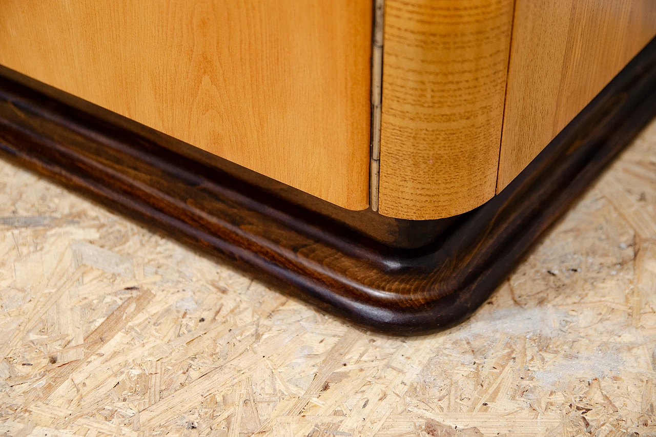 Pair of Bauhaus bedside tables by Jindřich Halabala, 1930s 18