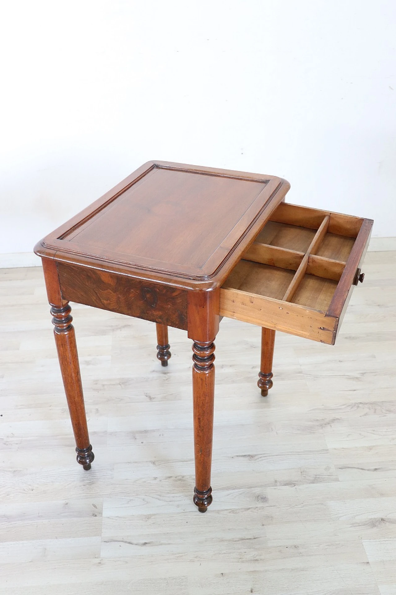 Louis Philippe solid walnut writing desk, mid-19th century 3