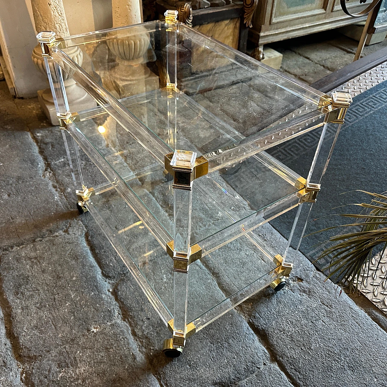 Lucite and brass bar trolley by Fratelli Orsenigo, 1980s 4